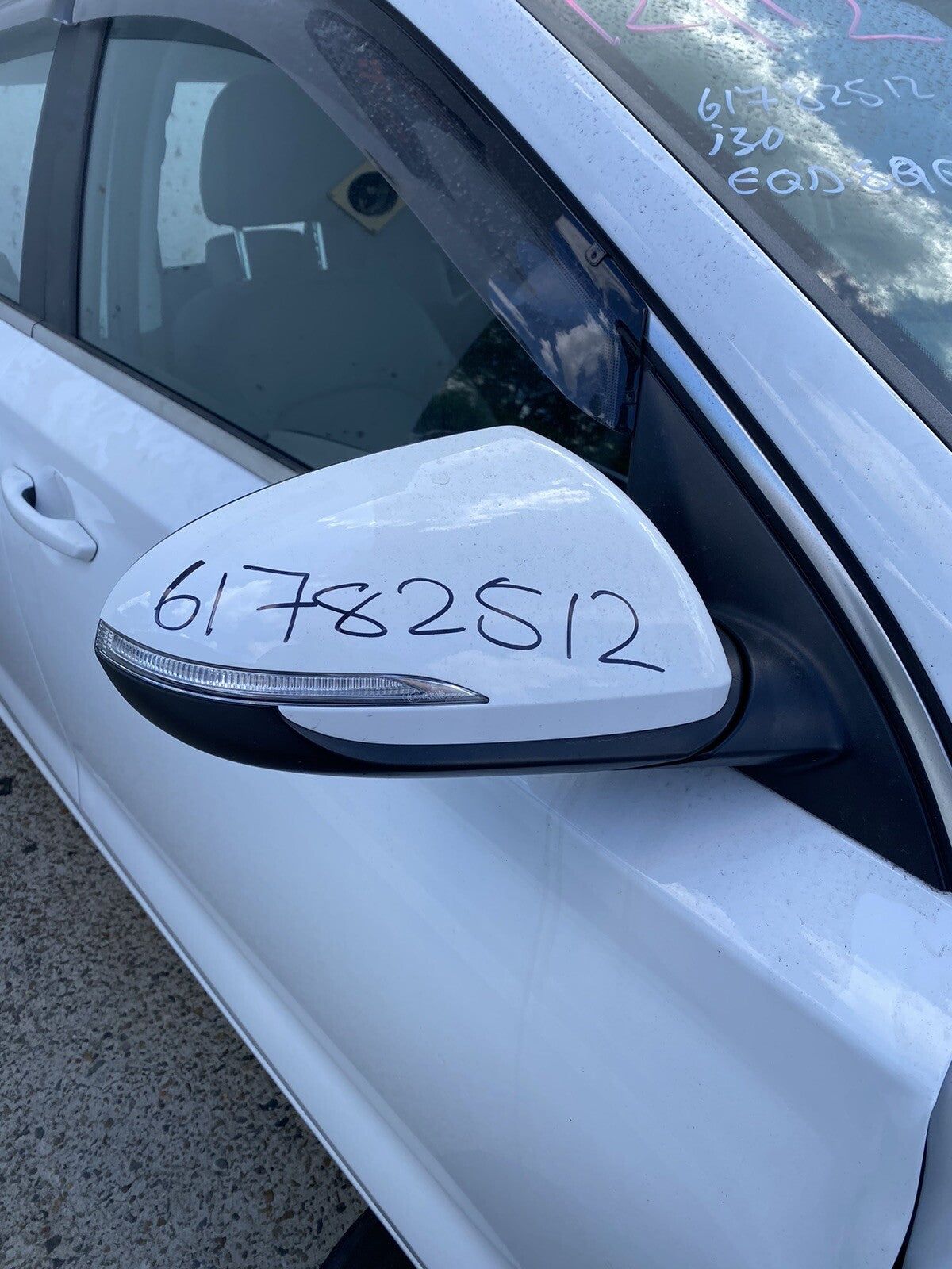 HYUNDAI I30 RIGHT DOOR MIRROR PD, HATCH (S. KOREA VIN KMHH), POWER FOLD, W/ INDI0