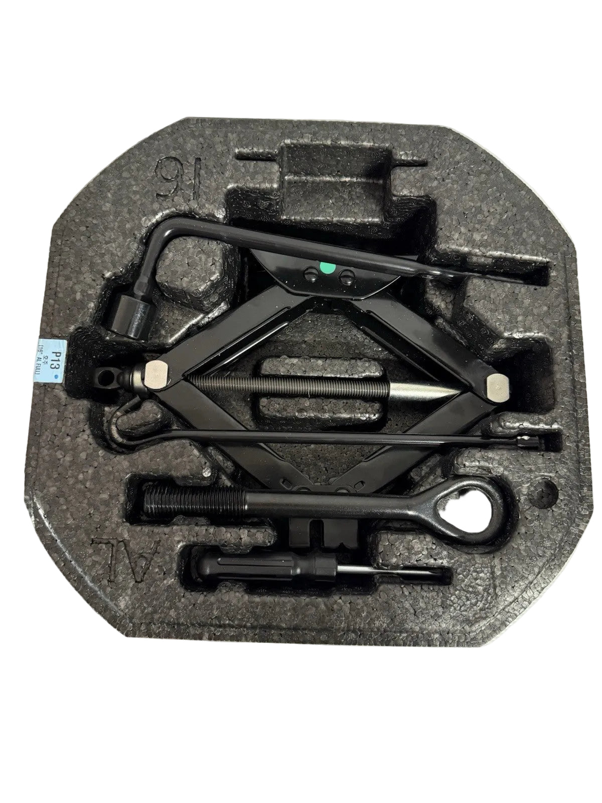 HYUNDAI I30 JACK/TOOL KIT PD, HATCH, 03/17- 20240