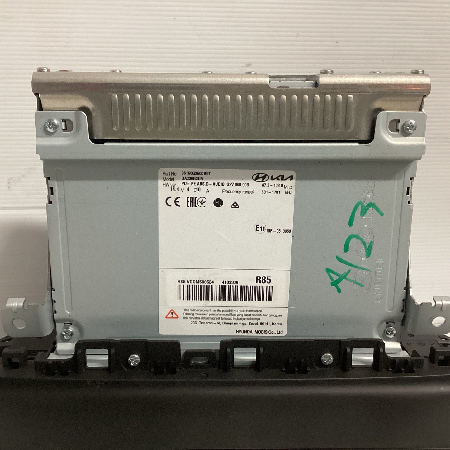 HYUNDAI I30 HEAD UNIT W/ DISPLAY UNIT 8IN TOUCHSCREEN PD 08/2020-12/2023 7679442