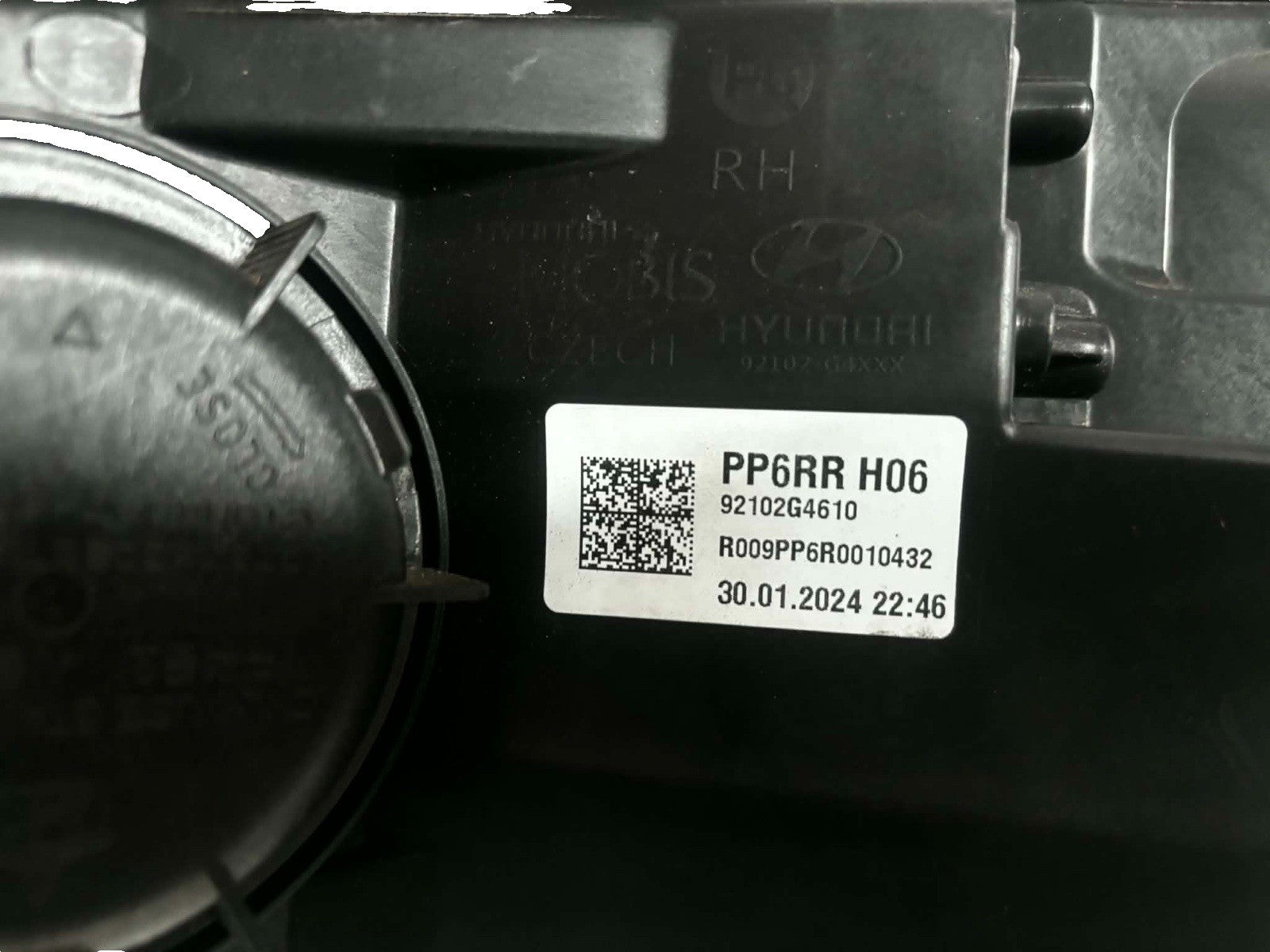 HYUNDAI I30 RIGHT HEADLAMP PD, HATCH/FASTBACK (CZECH VIN TMAH), N, LED TYPE, 03/3