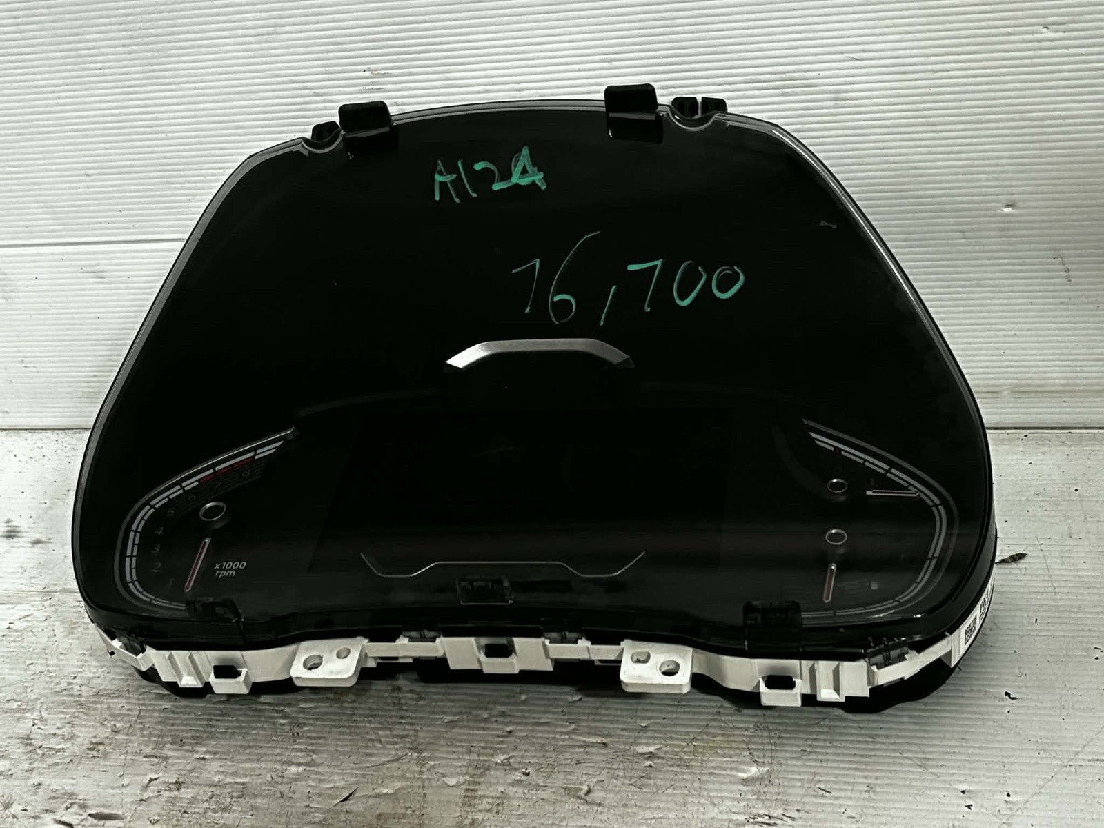 HYUNDAI I30 PD 08/2020-12/2023 INSTRUMENT CLUSTER DIGITAL HATCHBACK 76,700kms0