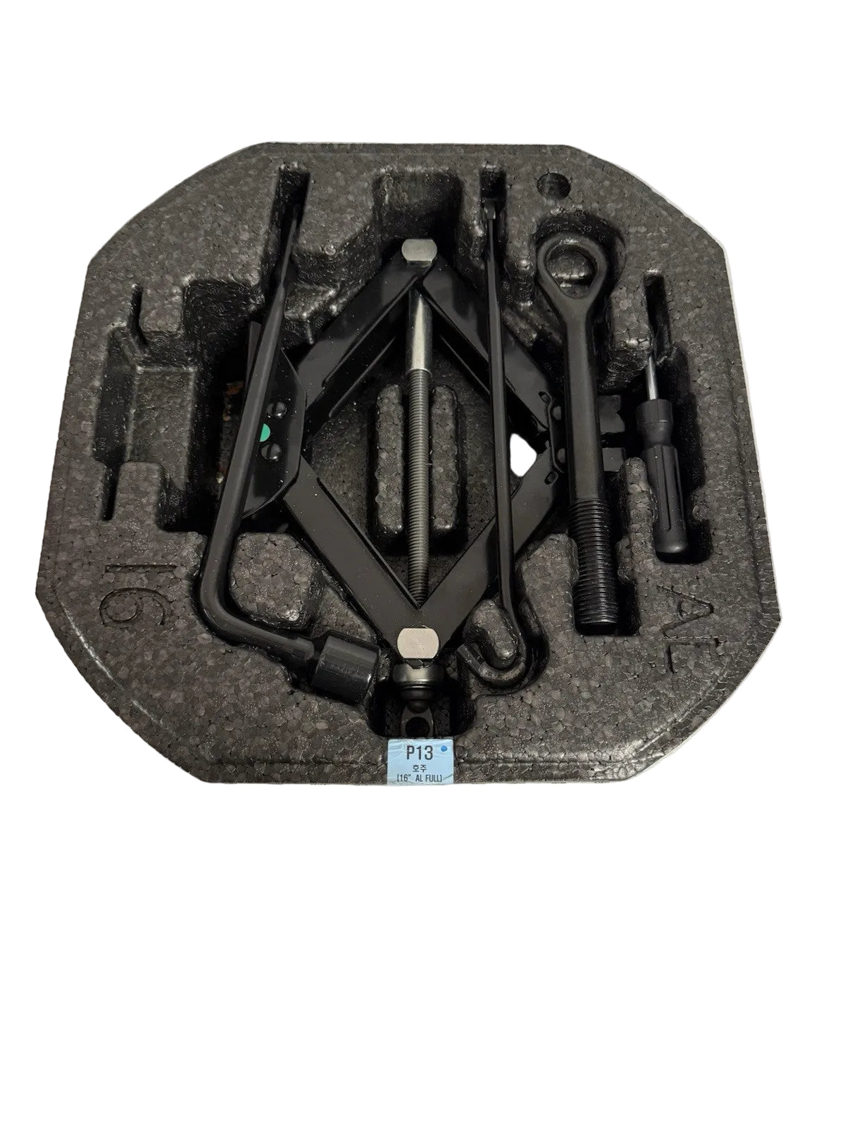 HYUNDAI I30 JACK/TOOL KIT PD, HATCH, 03/17- 20241