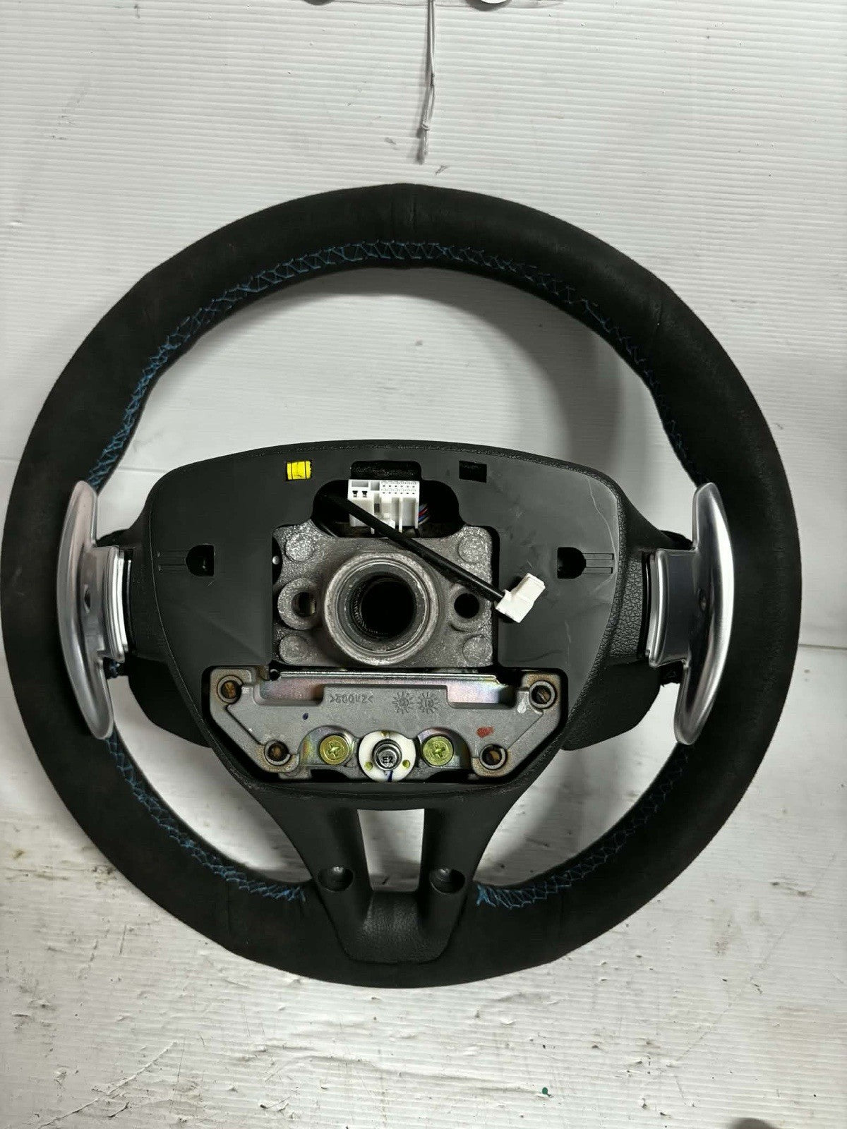 Hyundai I30 N Performance Suede Blue Stich Steering Wheel1