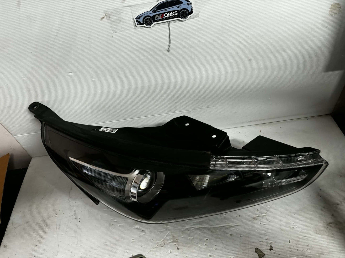 HYUNDAI I30 RIGHT HEADLAMP PD, HATCH (S. KOREA VIN KMHH), N LINE, HALOGEN TYPE, 1