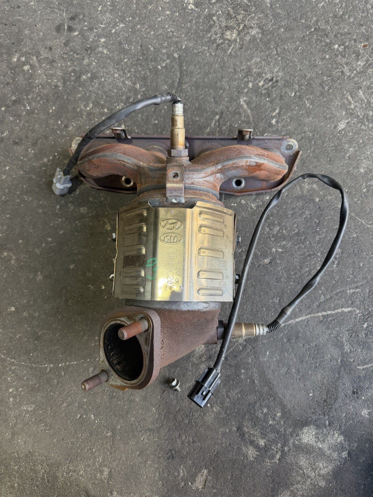 HYUNDAI I30 CATALYTIC CONVERTER MANIFOLD 45,000km, 1.8, PETROL, GD, 02/13-02/170