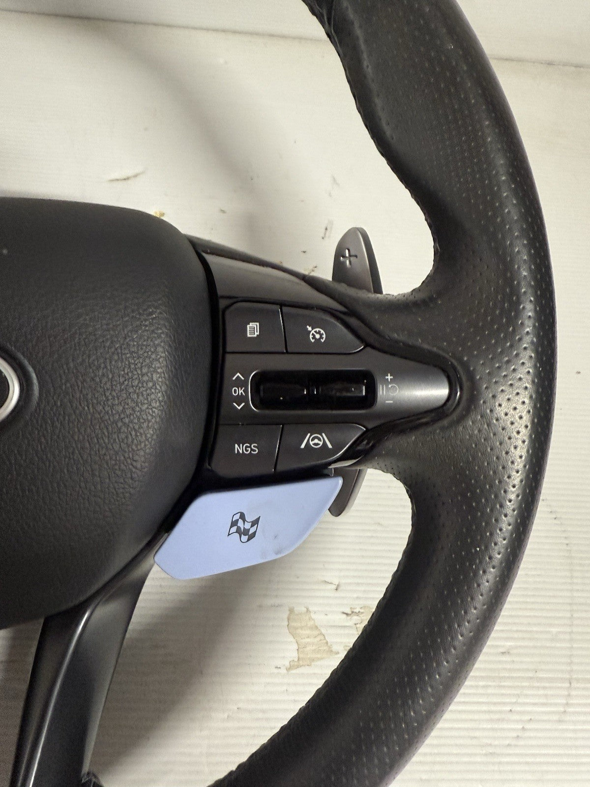 HYUNDAI I30N STEERING WHEEL LEATHER, BLUE STITCH TYPE, PD, 03/17- 2025 AIRBAG1
